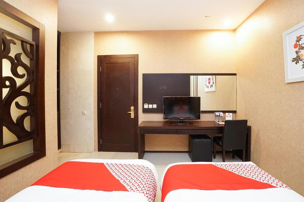 Hotel Istana Permata Ngagel Surabaja Exteriér fotografie